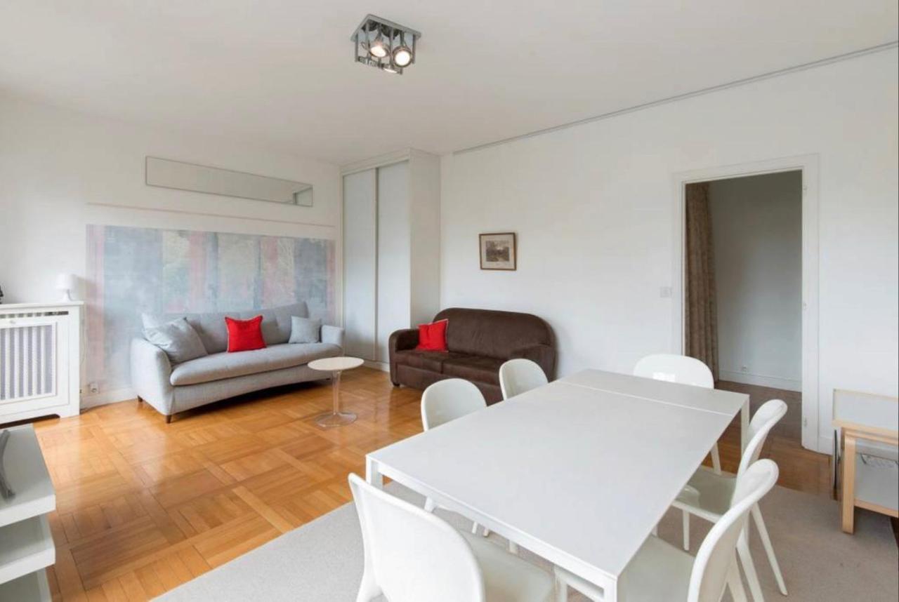 Avenue Montaigne Bienvenue Appartement